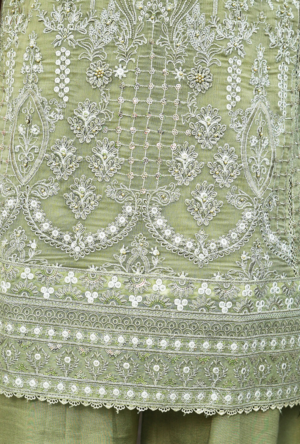 green luxury embroidered 3 pcs suit (copy) green luxury embroidered 3 pcs suit (copy)